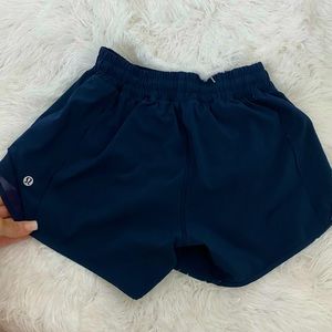 Lululemon Hotty Hot Short 4”